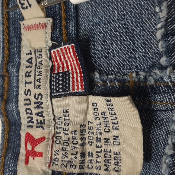 R Industrial Jeans Rampage Blue Denim Capris Size 13 Style 2KL3066 Split Cuffs - Picture 14 of 16